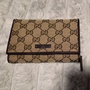 Gucci Beige and Brown Patterned Wallet